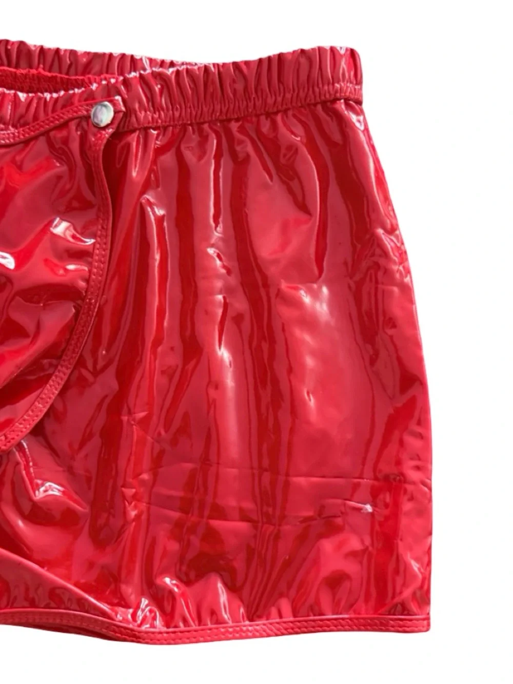 Red Glossy High‑Shine Shorts – S/M – Festival / Rave Wear